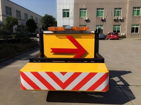 الجرس الألومنيوم نوع الجر حاجز السيارة المحمول المضادة للتصادم