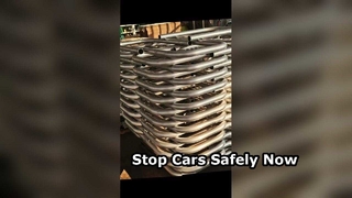 حاجز المركبات المتنقلة يوقف السيارات بأمان